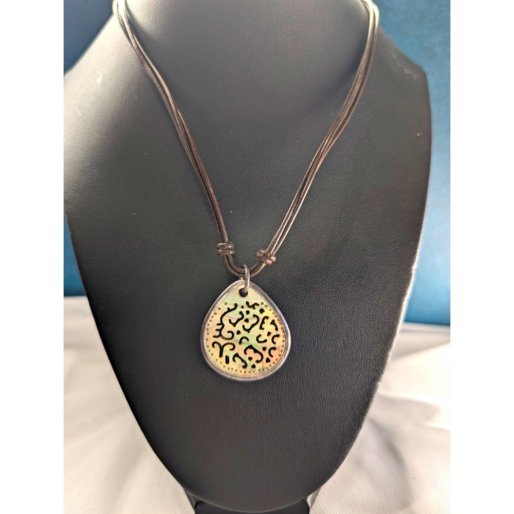 Boho Carved Mother of Pearl Shell Teardrop Pendant Cord Necklace Silver Tone